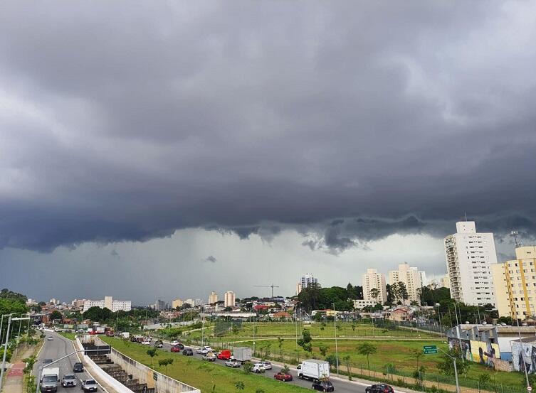 Temporais estão previstos em Goiás